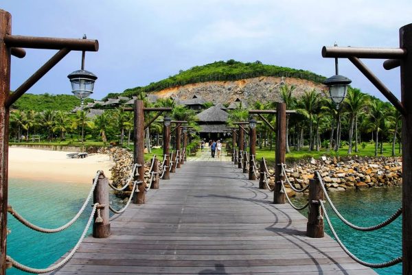 Khám phá vẻ đẹp nên thơ của đảo Hòn Tằm
