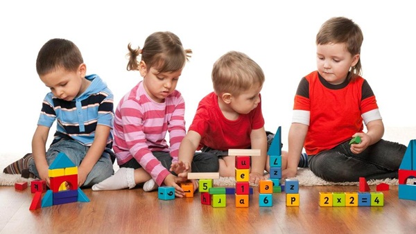 Cách chọn đồ chơi giáo dục rẻ mà mang lại hiệu quả cao cho bé