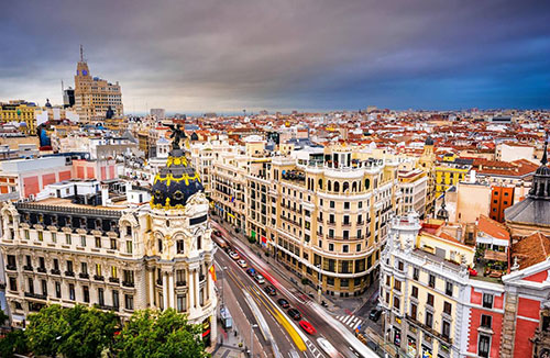 Madrid – thành phố xa hoa nhưng không xa vời             