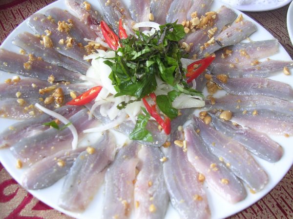 goi ca trich phu quoc 600x450 - Du lịch ẩm thực Phú Quốc hút khách du lịch