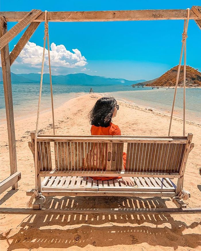 dao diep son bai bien song ao dep nhta o nha trang - Top 5 bãi biển sống ảo đẹp nhất ở Nha Trang