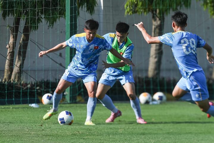 HLV Yutaka Ikeuchi: Indonesia là thử thách lớn nhất tại giải U19 Đông Nam Á