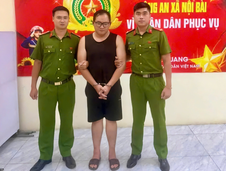 Thanh niên sa lưới sau 4 giờ cướp tiệm vàng ở Sóc Sơn, Hà Nội