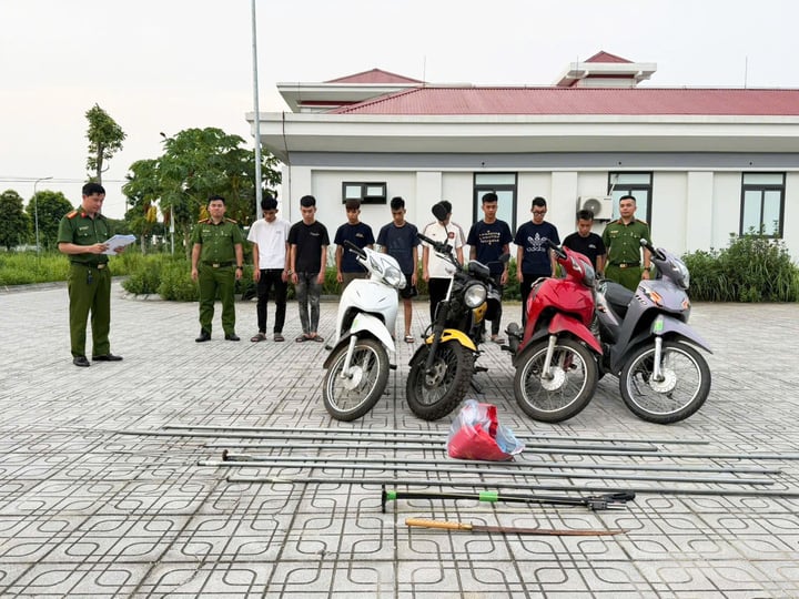 Khởi tố 27 thanh niên niên vác hung khí diễu phố thị uy để lấy ‘tiếng vang’