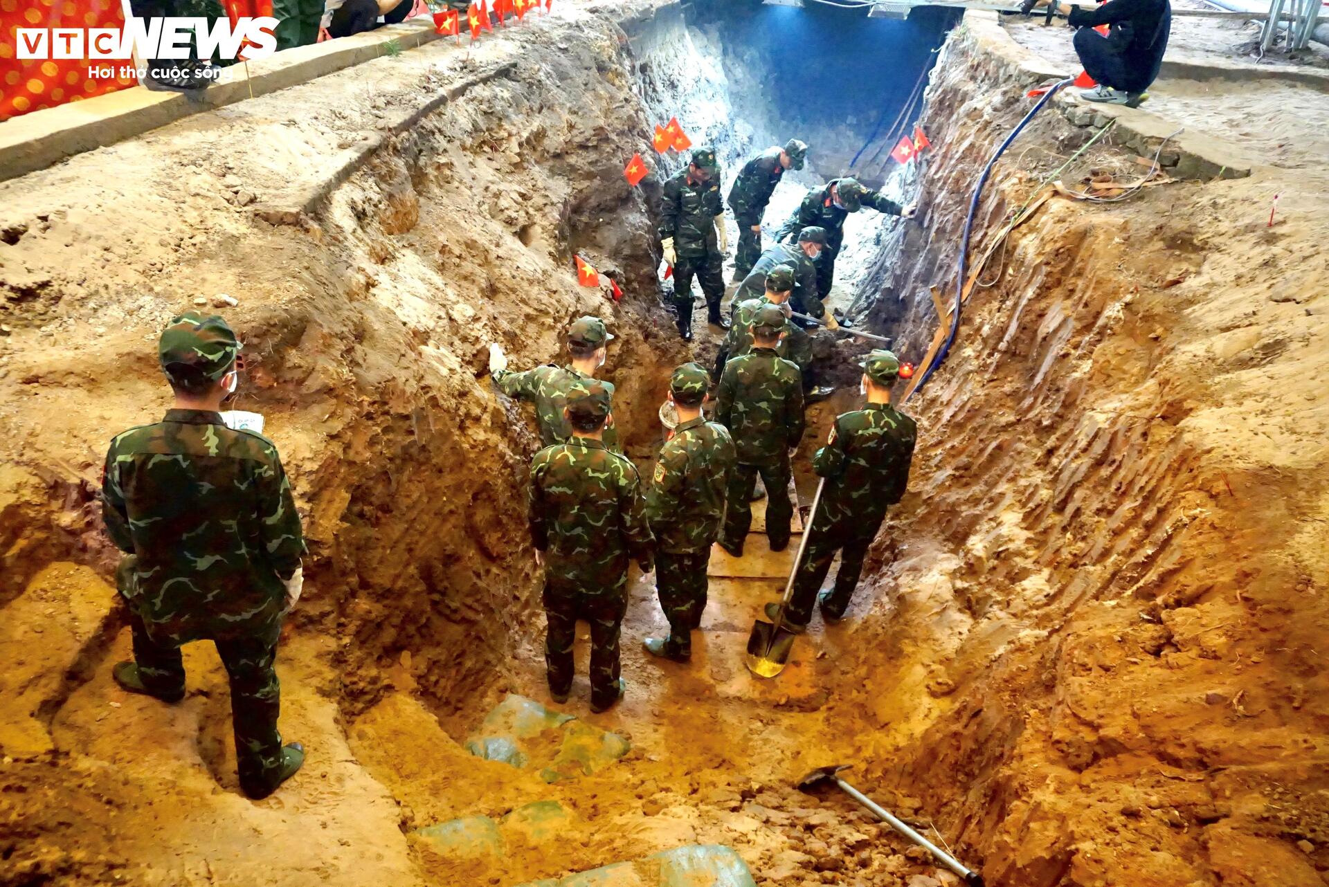 Phát hiện thêm 5 hài cốt liệt sĩ tại Công viên Lê Thị Riêng